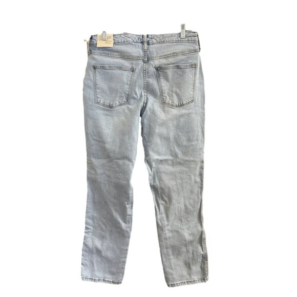 NWT Universal Thread Goods Co. High Rise Slim Straight Leg. Light Denim. Size 8 - Picture 2 of 6
